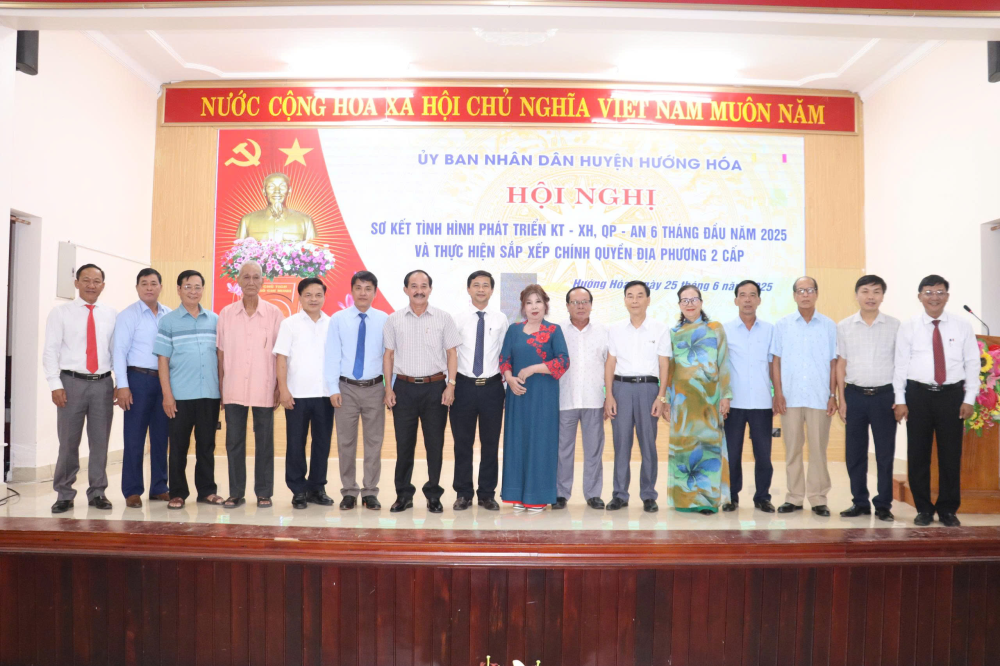 Hội nghị sơ kết tình hình kinh tế - xã hội 6 tháng đầu năm và thực hiện sắp xếp chính quyền địa phương 2 cấp